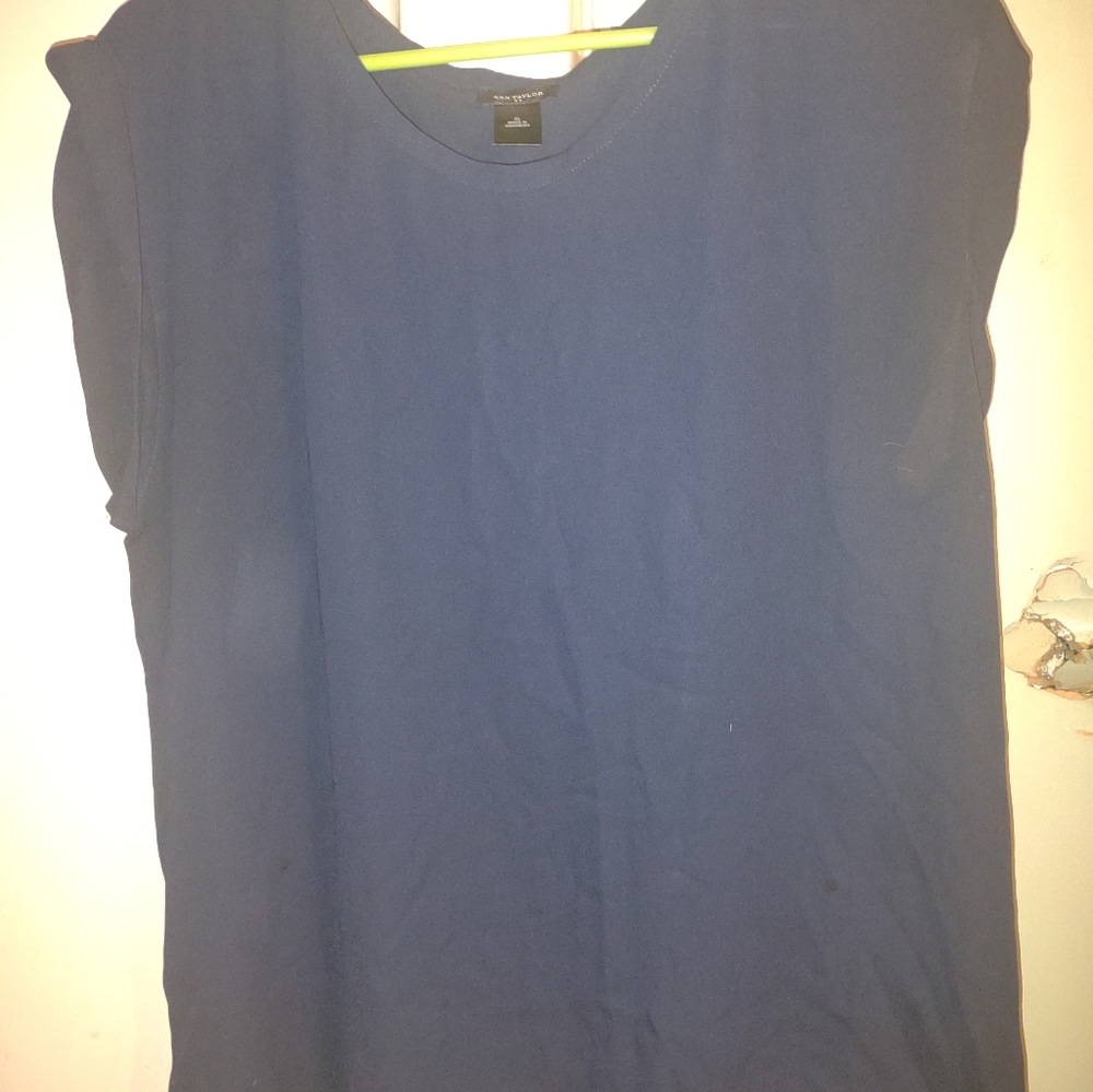 Woman's Black Ann Taylor Short Sleeve Blouse Size XL